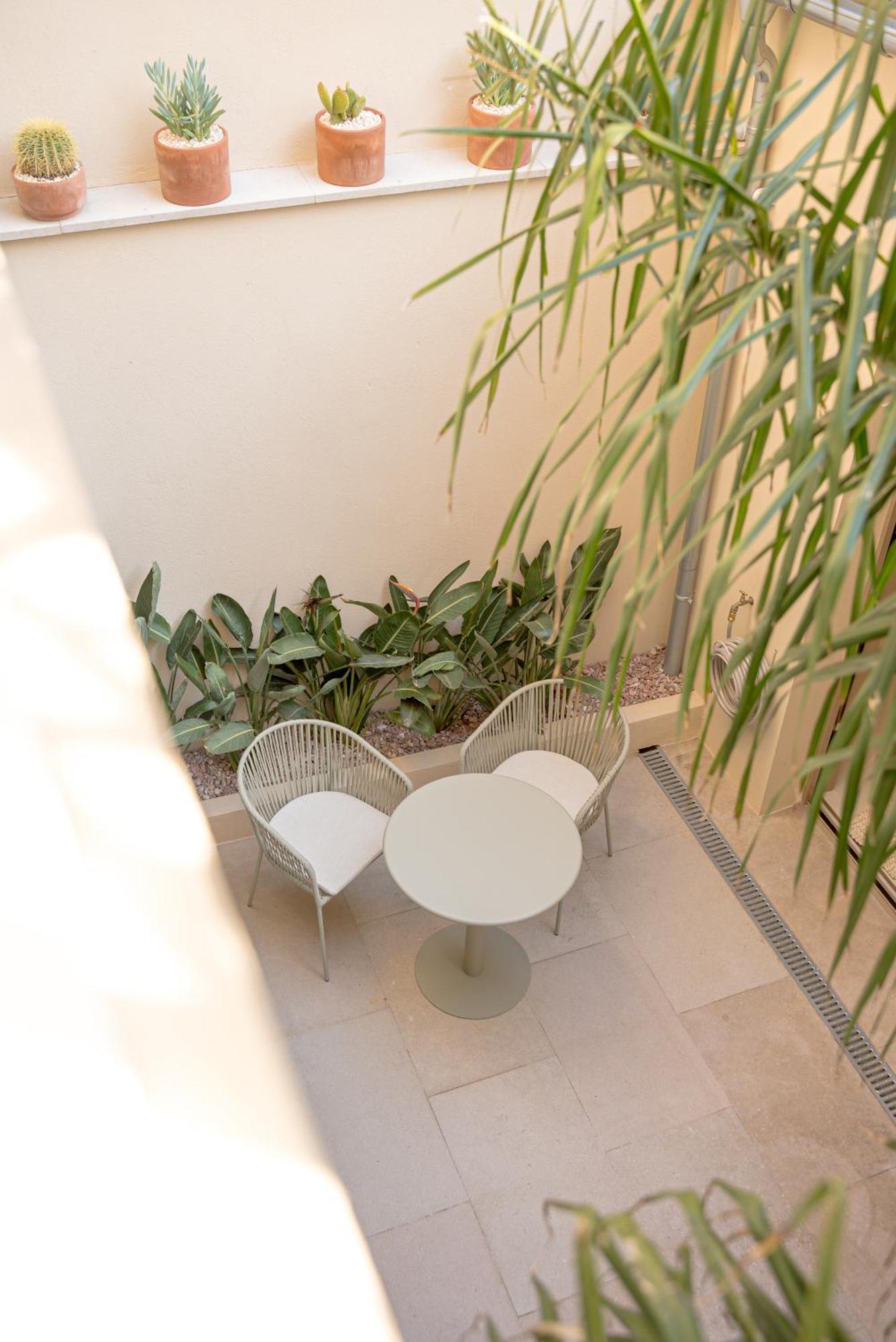 Studios Raffines Avec Terrasses - Plages, Ville Et Gare A Pied - Maison Raphael Saint-Raphael  Ngoại thất bức ảnh
