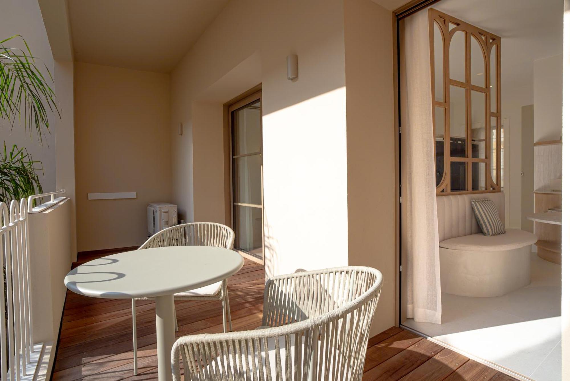 Studios Raffines Avec Terrasses - Plages, Ville Et Gare A Pied - Maison Raphael Saint-Raphael  Ngoại thất bức ảnh
